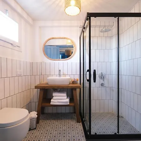 The Sand Room, Blue House - * フェティエ